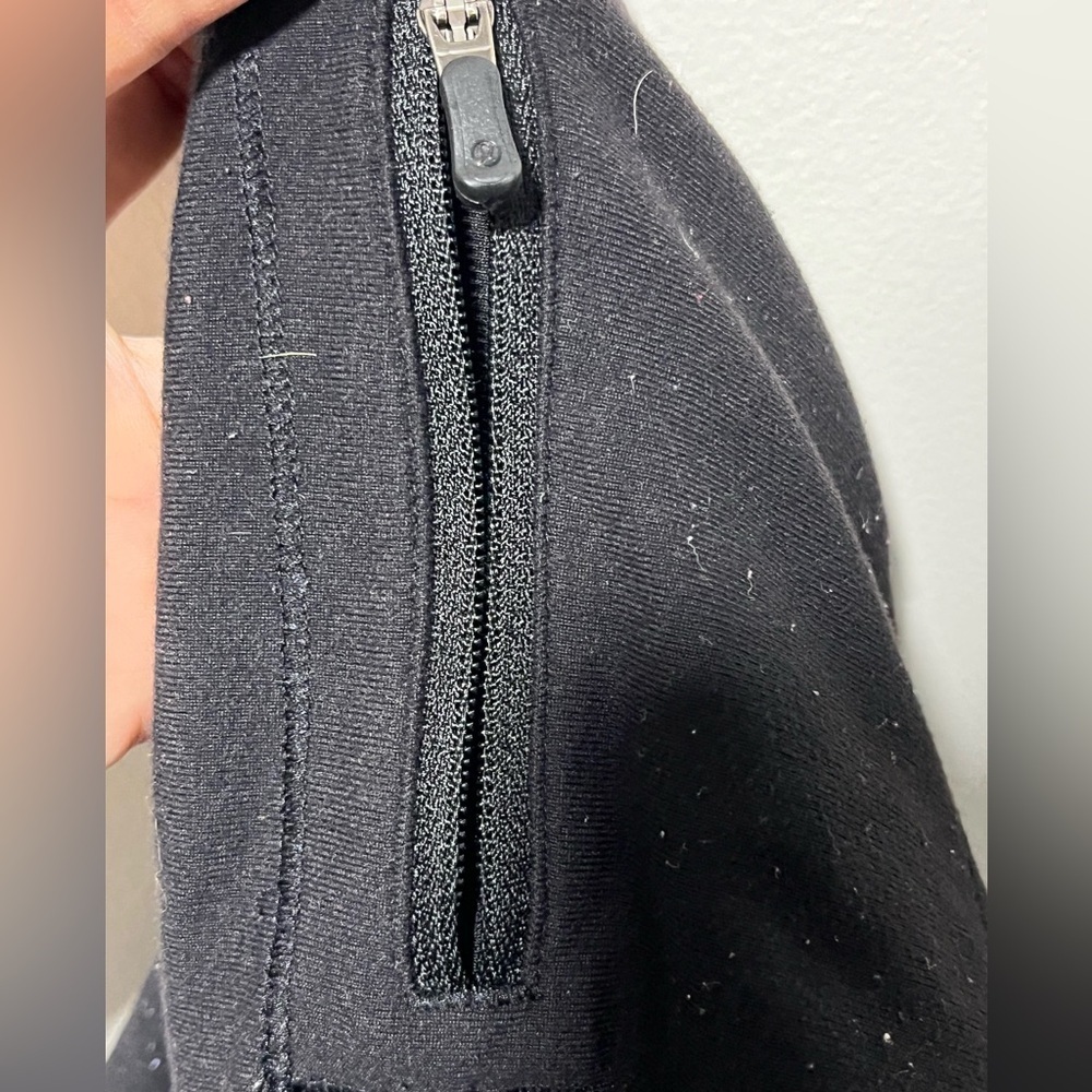 Lululemon Black Groove Pants - Approx. Size M (13” Waist, 32” Inseam) - Picture 9 of 10
